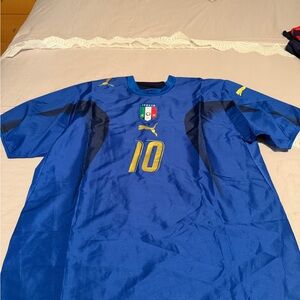 ITALY 2006 HOME SHIRT XLVINTAGE PUMA FOOTBALL SHIRT WORLD CUP GERMANY
